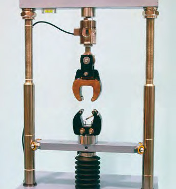 ESSAI DE TRACTION SUR DES BRIQUETTES DE MORTIER
